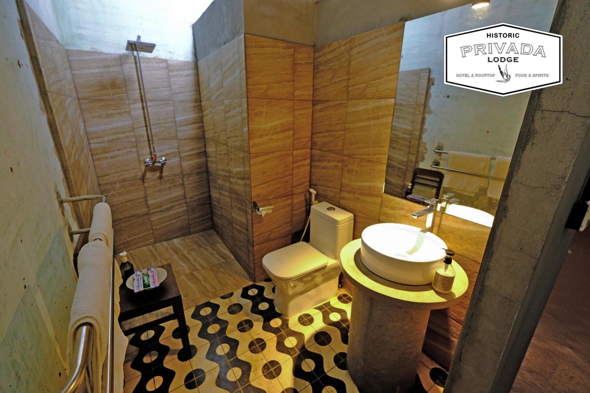 Privada Lodge - Historic Hotel Kratie Bagian luar foto